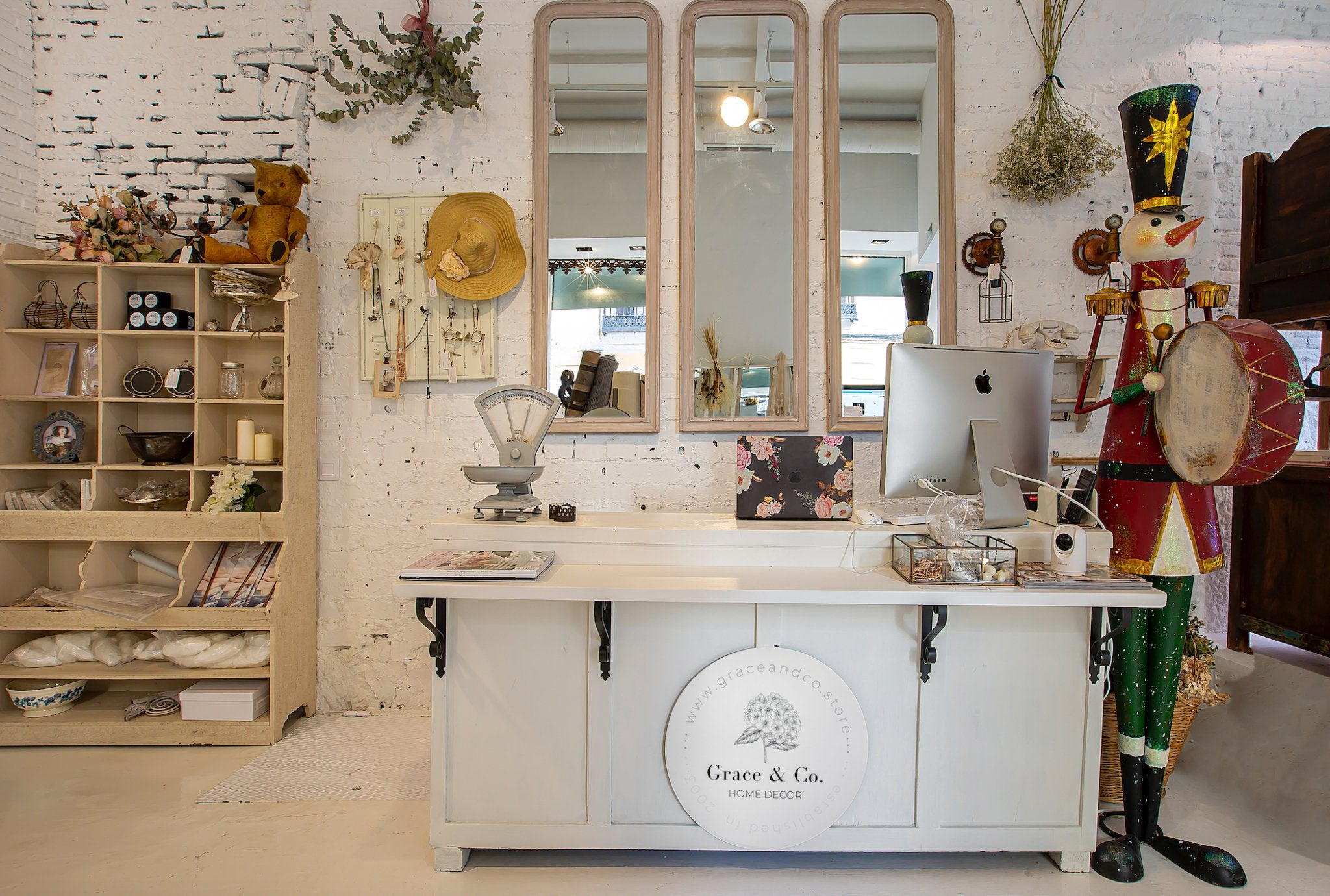 COMPRAR - Grace & Co.