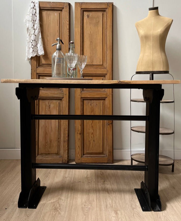 Barra / Mesa estilo Industrial - Grace &amp; Co.Barra / Mesa estilo IndustrialGrace &amp; Co.