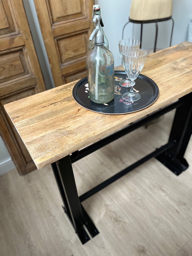 Barra / Mesa estilo Industrial - Grace & Co.Barra / Mesa estilo IndustrialGrace & Co.