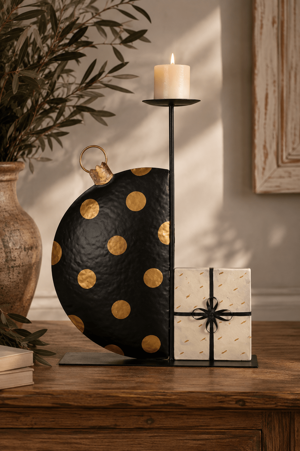 Candelabro de Navidad en Lata | 35 × 50 cm - Grace & Co.Candelabro de Navidad en Lata | 35 × 50 cmGrace & Co.