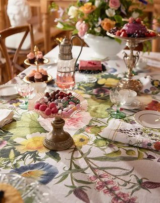 Mantel Lino | Flower Garden - Grace &amp; Co.Mantel Lino | Flower GardenGrace &amp; Co.