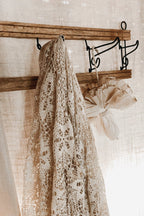 Perchero de madera - Grace & Co.Perchero de maderaGrace & Co.