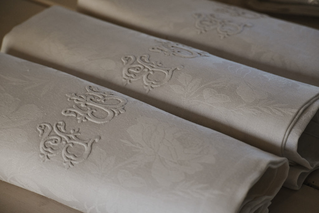 Servilleta con monograma | set x 18 ¨MB¨ - Grace & Co.Servilleta con monograma | set x 18 ¨MB¨Grace & Co.